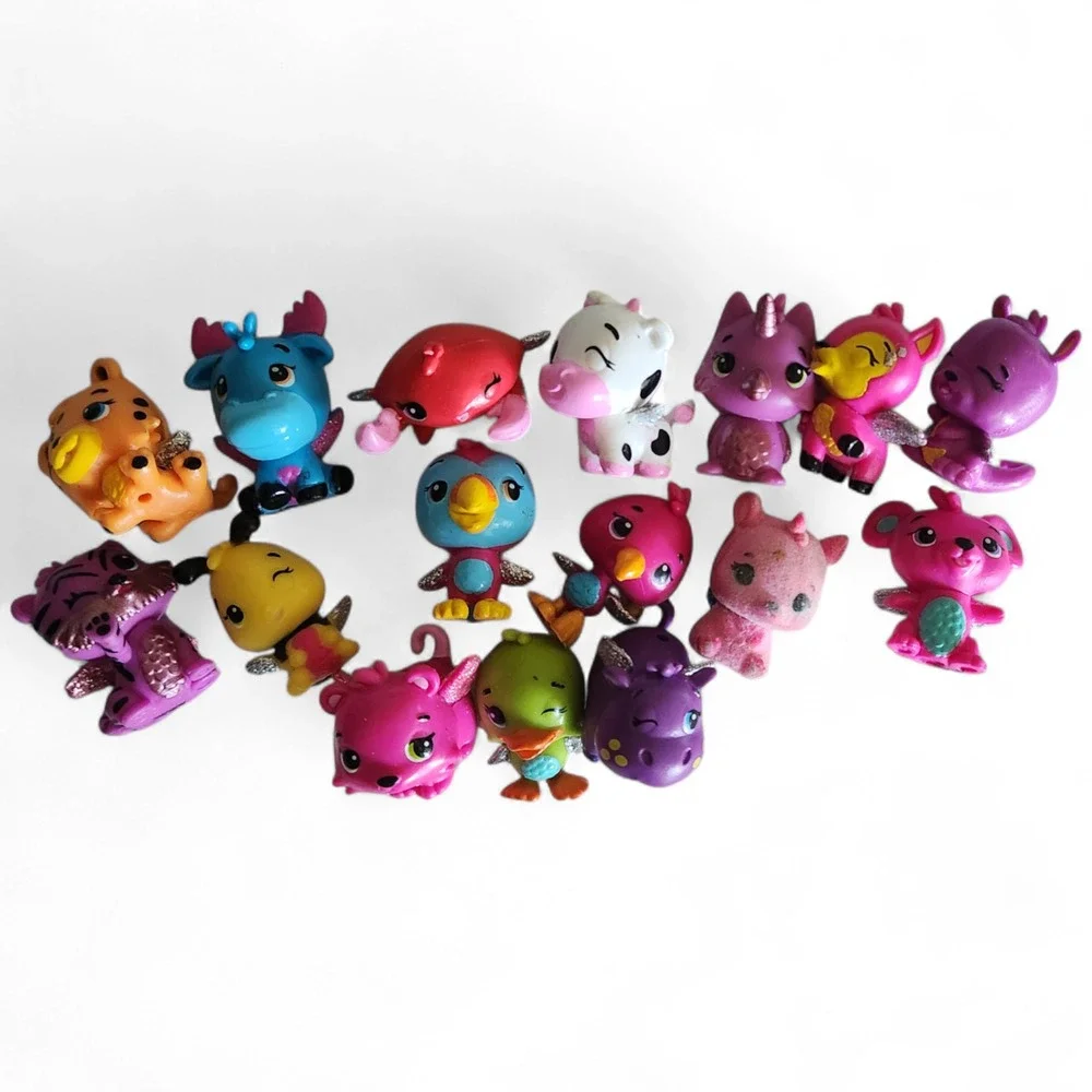 16 Hatchimals Glitter Wings Colleggtibles Lot‎ Mini Figures Collectibles